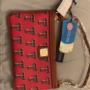 Dooney and bourke wristlet